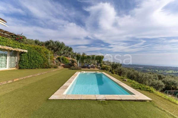 casa indipendente in affitto a Pietrasanta