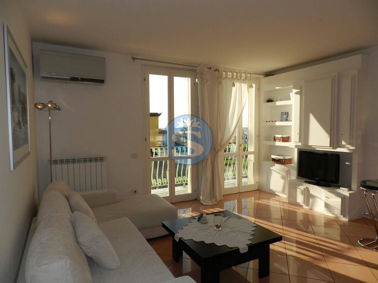 appartamento in affitto a Pietrasanta