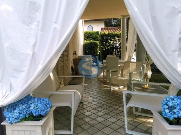 appartamento in affitto a Pietrasanta in zona Marina di Pietrasanta