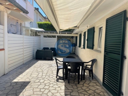 appartamento in affitto a Pietrasanta in zona Marina di Pietrasanta