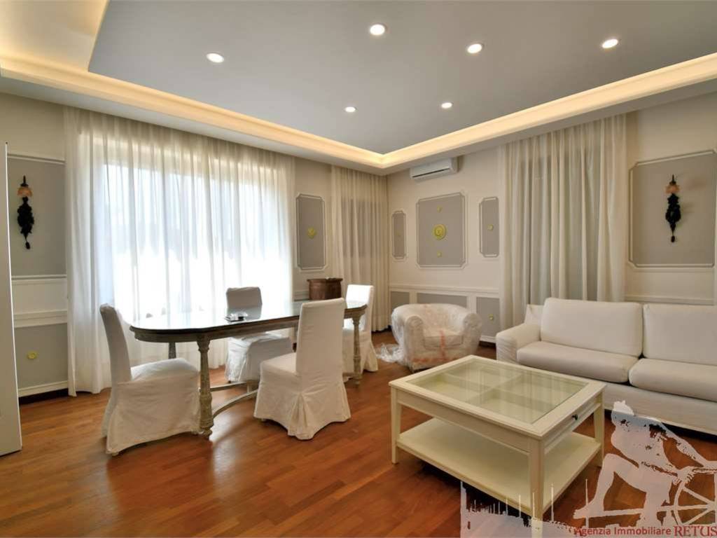 appartamento in affitto a Pietrasanta