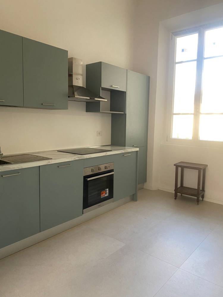 appartamento in affitto a Pietrasanta in zona Tonfano