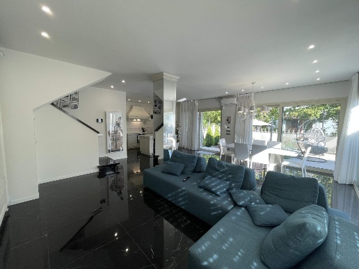 casa indipendente in affitto a Pietrasanta in zona Vignone