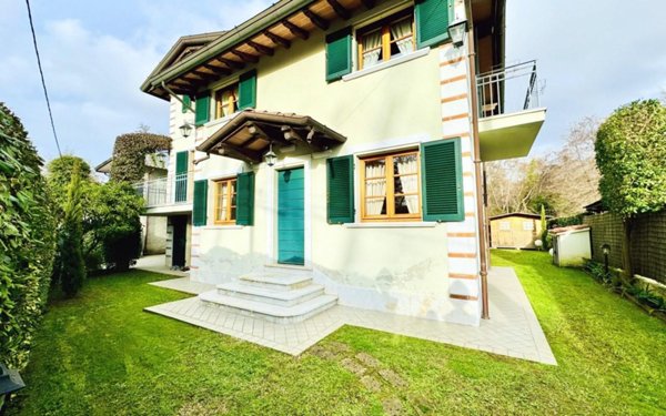 casa semindipendente in affitto a Pietrasanta