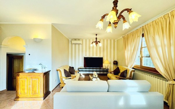 casa semindipendente in affitto a Pietrasanta