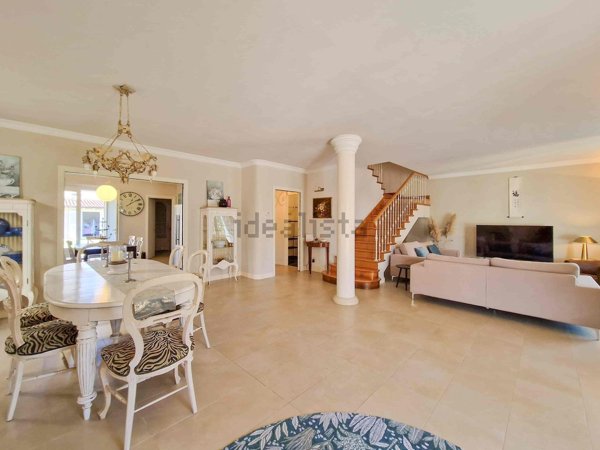 casa indipendente in affitto a Pietrasanta in zona Tonfano