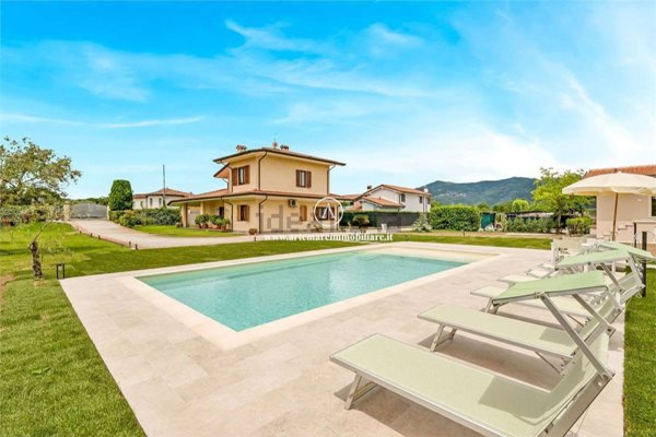 casa indipendente in affitto a Pietrasanta