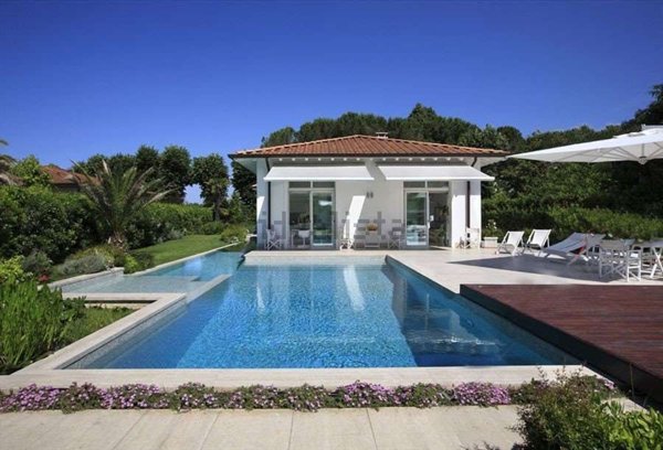 casa indipendente in affitto a Pietrasanta in zona Fiumetto