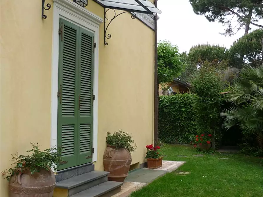 casa indipendente in affitto a Pietrasanta in zona Vignone