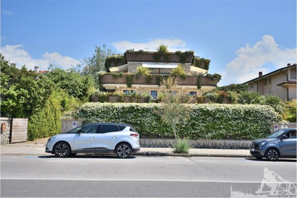 appartamento in affitto a Pietrasanta in zona Marina di Pietrasanta