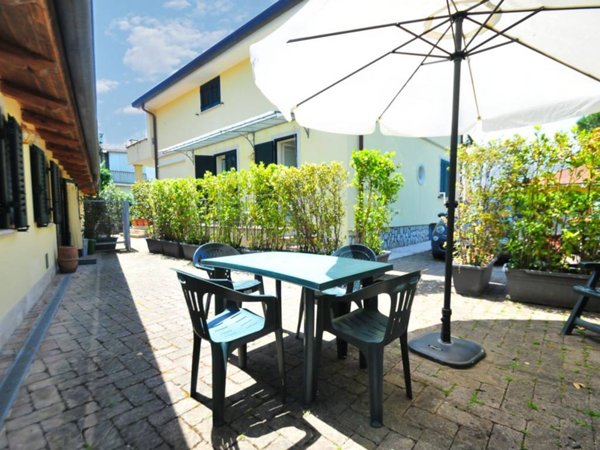 appartamento in affitto a Pietrasanta in zona Tonfano