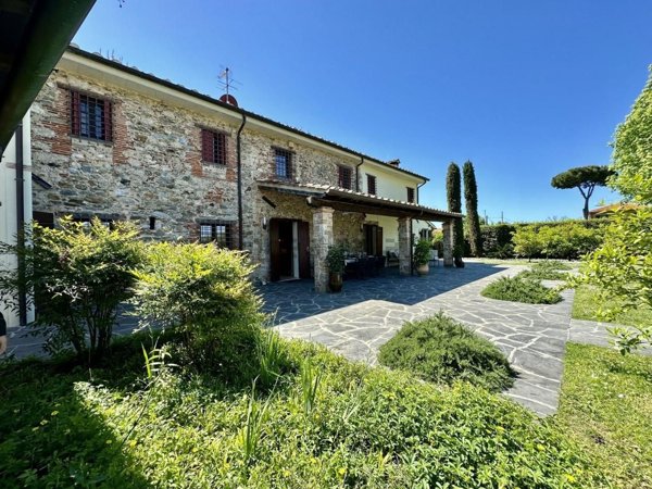 casale in affitto a Pietrasanta in zona Marina di Pietrasanta