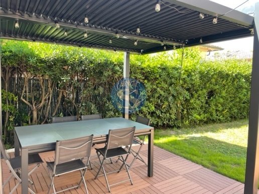 casa indipendente in affitto a Pietrasanta in zona Fiumetto