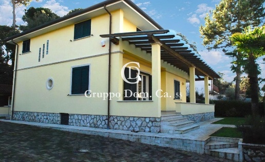 appartamento in affitto a Pietrasanta in zona Tonfano