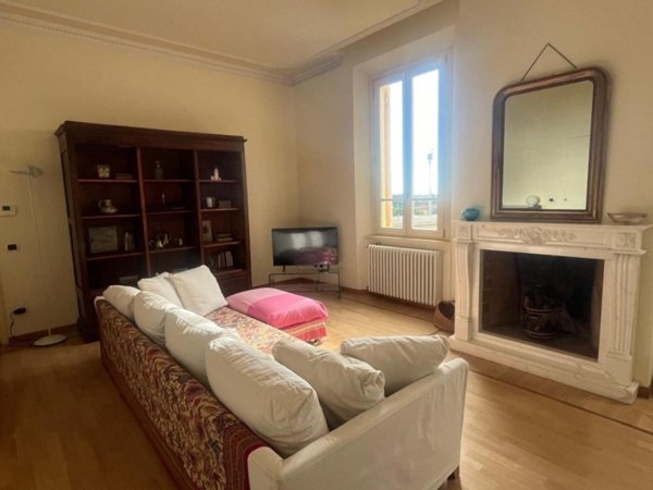 appartamento in affitto a Pietrasanta