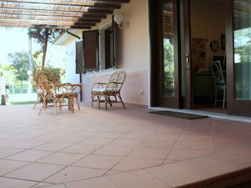 appartamento in affitto a Pietrasanta in zona Marina di Pietrasanta