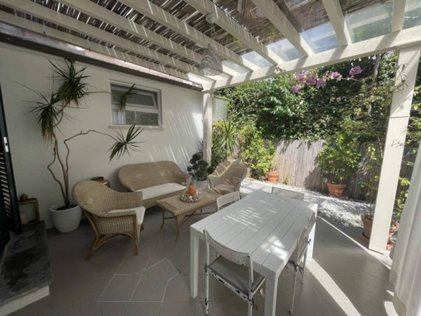 appartamento in affitto a Pietrasanta in zona Vignone