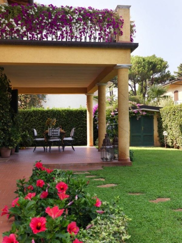 casa indipendente in affitto a Pietrasanta in zona Vignone