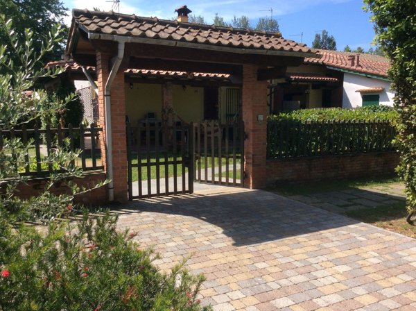 appartamento in affitto a Pietrasanta in zona Focette