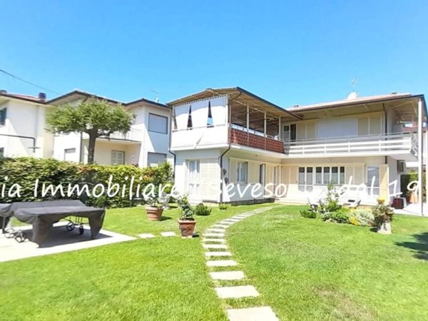 casa indipendente in affitto a Pietrasanta in zona Fiumetto