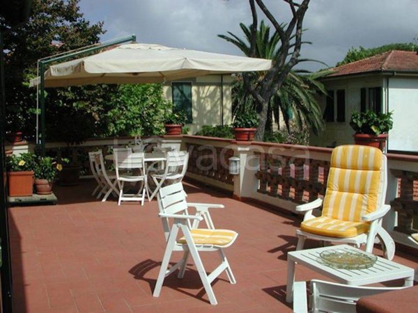 casa indipendente in affitto a Pietrasanta in zona Marina di Pietrasanta