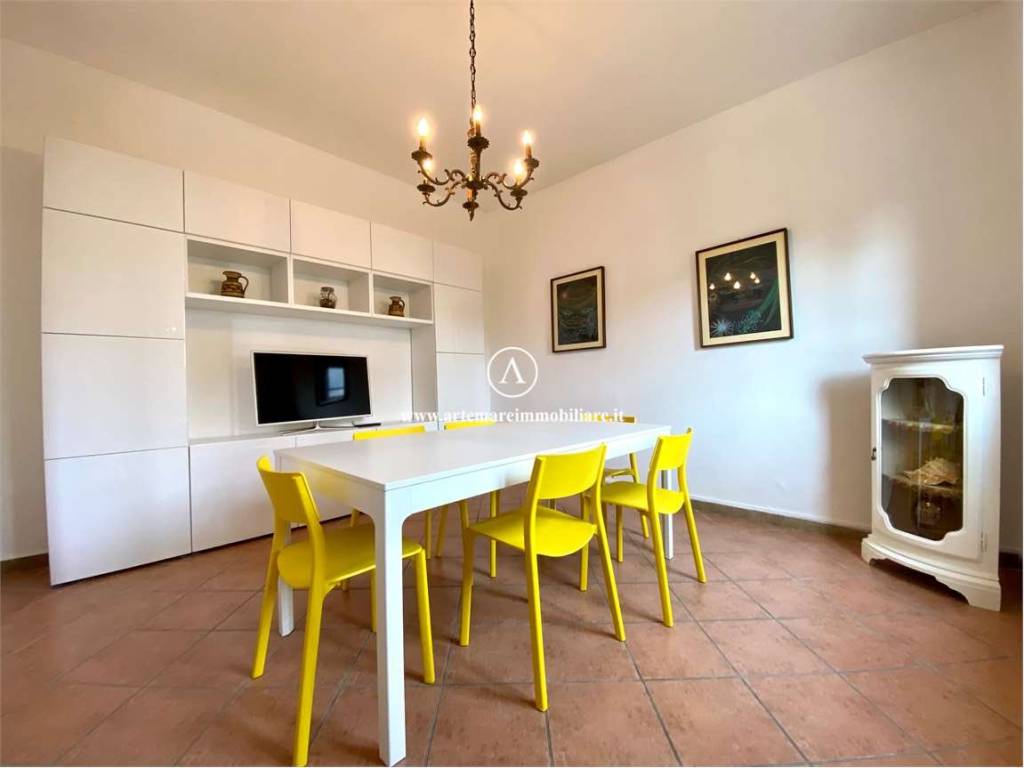 appartamento in affitto a Pietrasanta in zona Tonfano