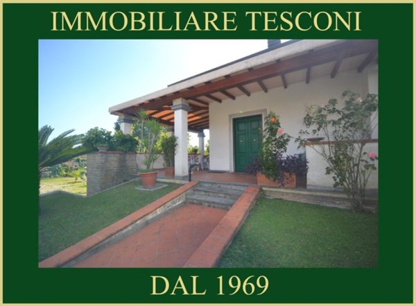 casa indipendente in affitto a Pietrasanta in zona Fiumetto