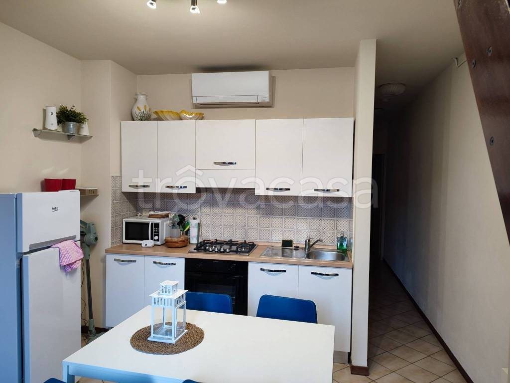 appartamento in affitto a Pietrasanta in zona Tonfano