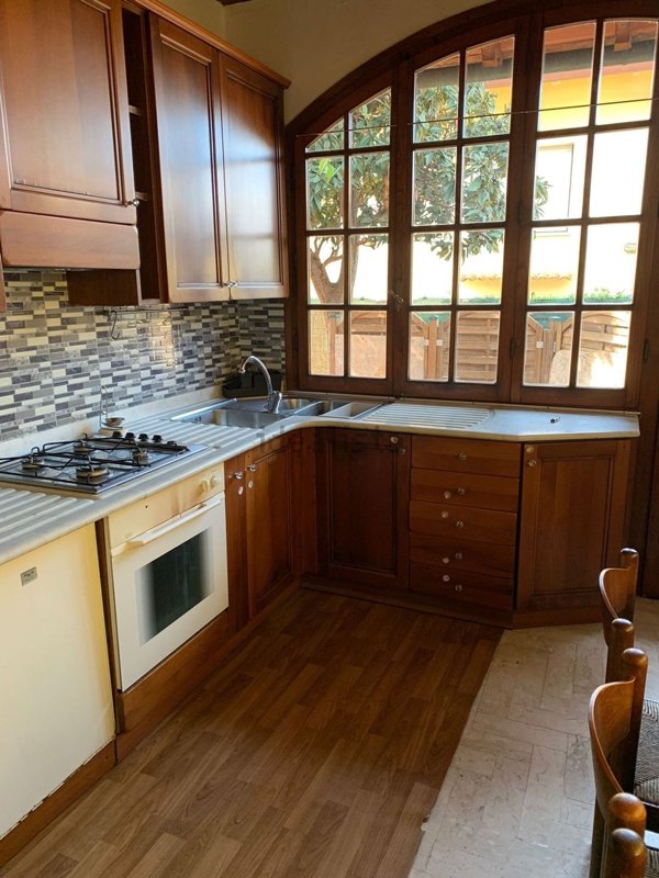 casa indipendente in affitto a Pietrasanta