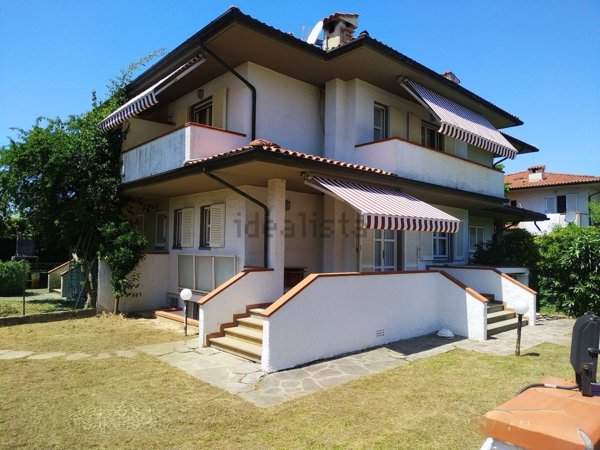 casa indipendente in affitto a Pietrasanta in zona Focette