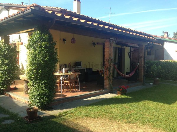 casa indipendente in affitto a Pietrasanta in zona Focette