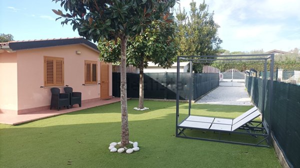 pentavano in affitto a Pietrasanta in zona Motrone