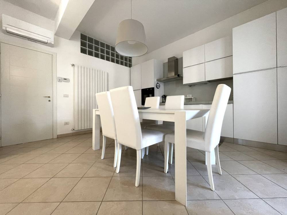 appartamento in affitto a Pietrasanta in zona Vignone