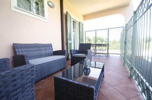 trivano in affitto a Pietrasanta in zona Tonfano