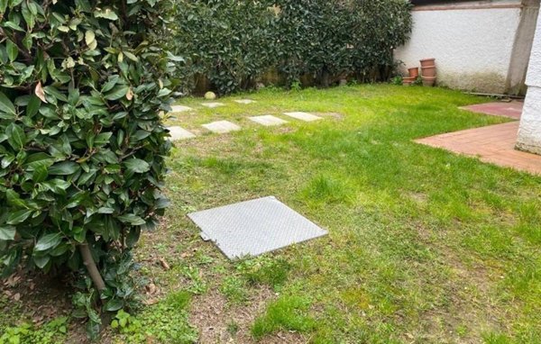 casa indipendente in affitto a Pietrasanta in zona Tonfano