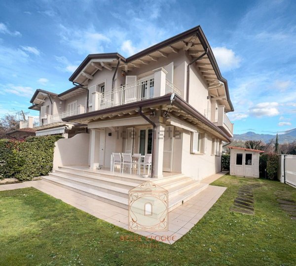 casa indipendente in affitto a Pietrasanta in zona Fiumetto