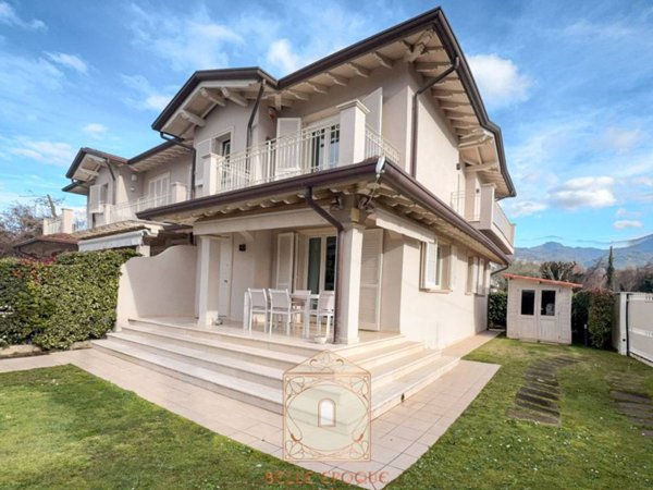 casa indipendente in affitto a Pietrasanta in zona Fiumetto