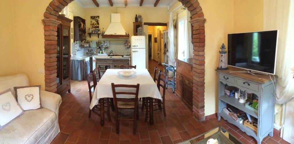 casa indipendente in affitto a Pietrasanta