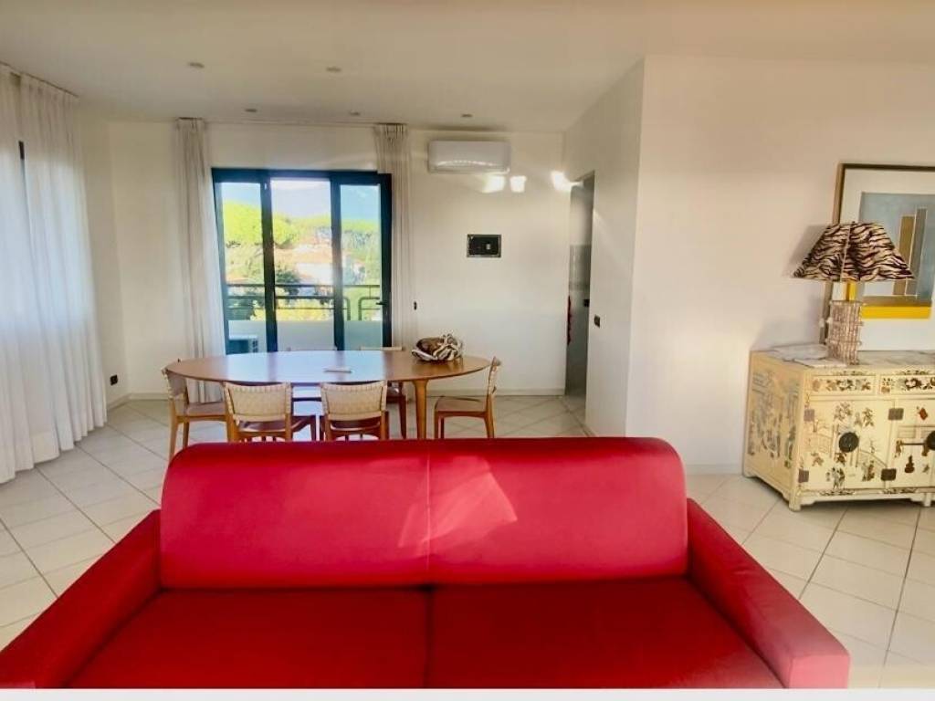 casa indipendente in affitto a Pietrasanta in zona Vignone