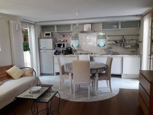 casa indipendente in affitto a Pietrasanta