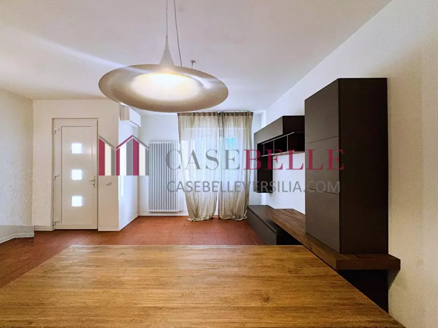 casa semindipendente in affitto a Pietrasanta in zona Tonfano