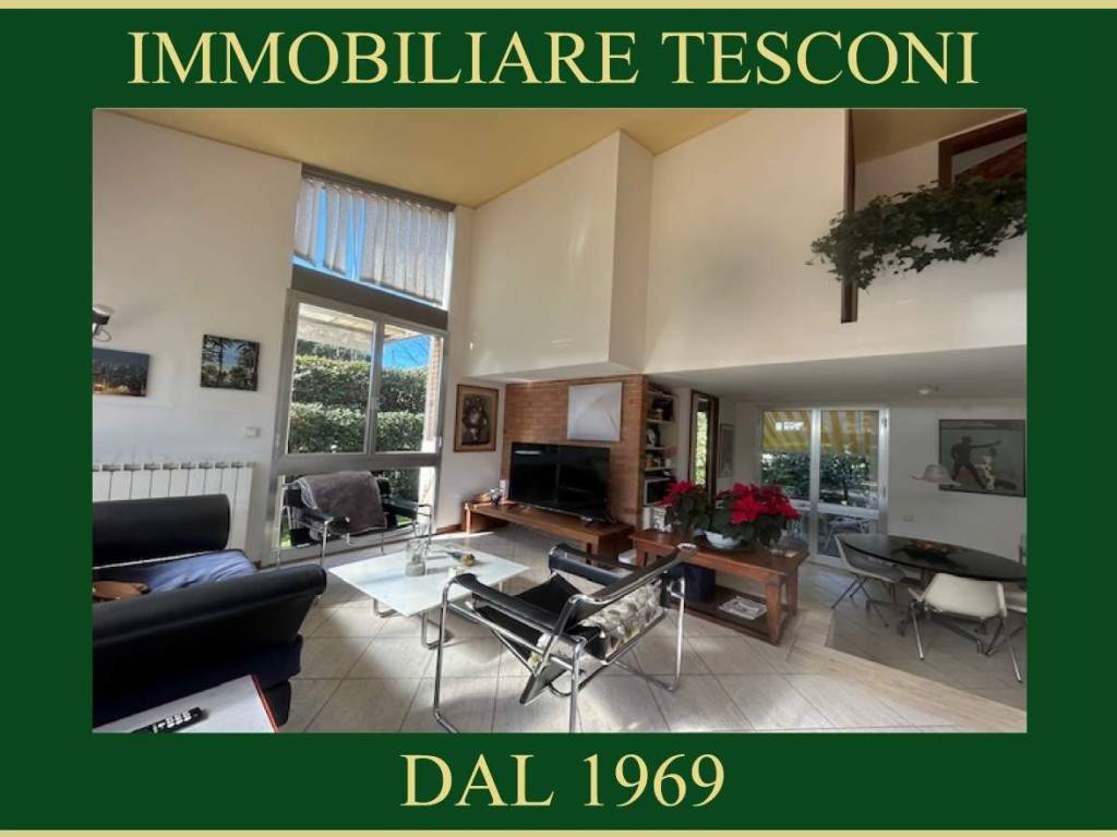 casa indipendente in affitto a Pietrasanta in zona Tonfano