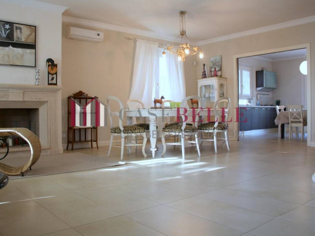 casa indipendente in affitto a Pietrasanta in zona Fiumetto