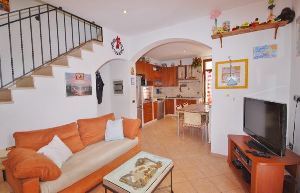 casa indipendente in affitto a Pietrasanta in zona Fiumetto