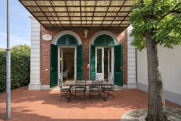 appartamento in affitto a Pietrasanta in zona Tonfano