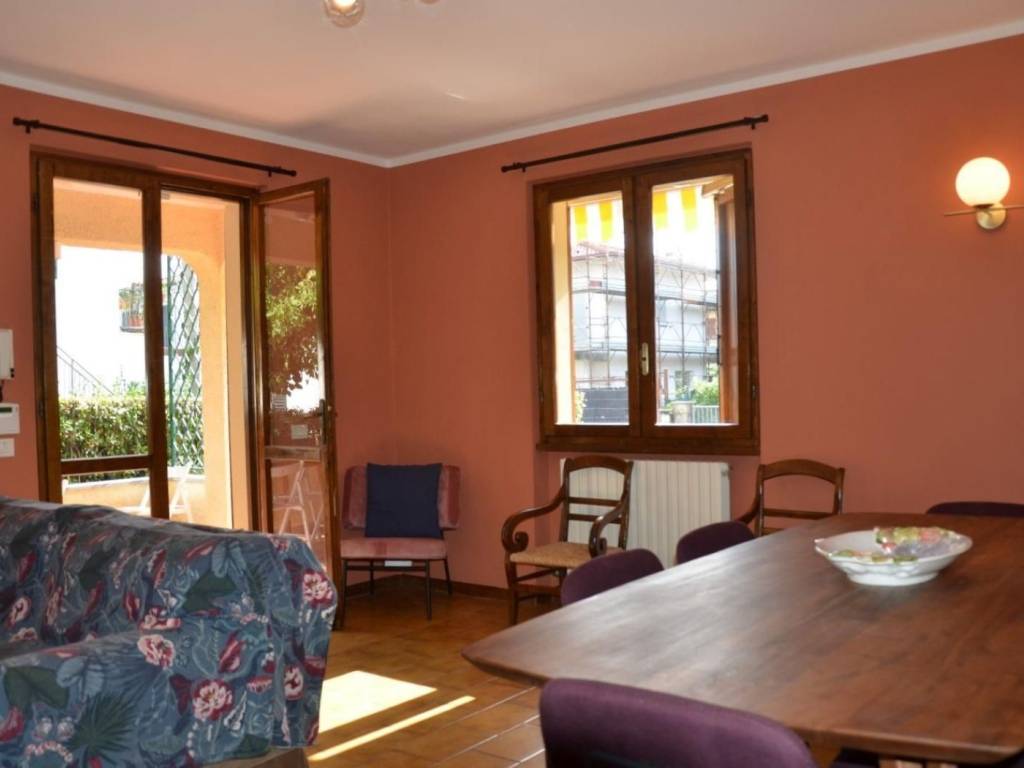 casa indipendente in affitto a Pietrasanta in zona Fiumetto