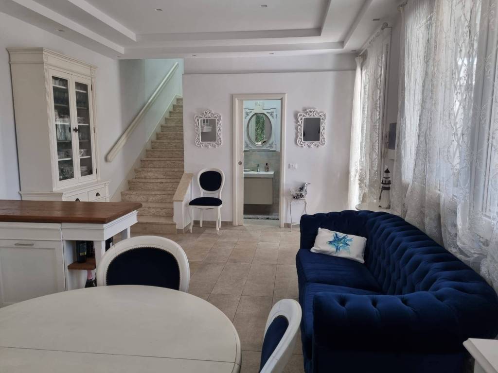 casa indipendente in affitto a Pietrasanta