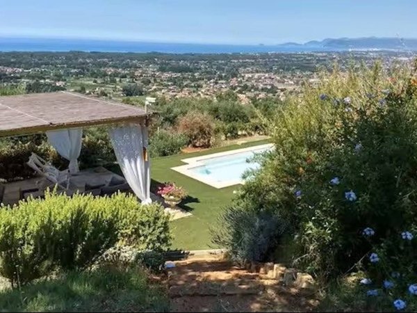 casa indipendente in affitto a Pietrasanta