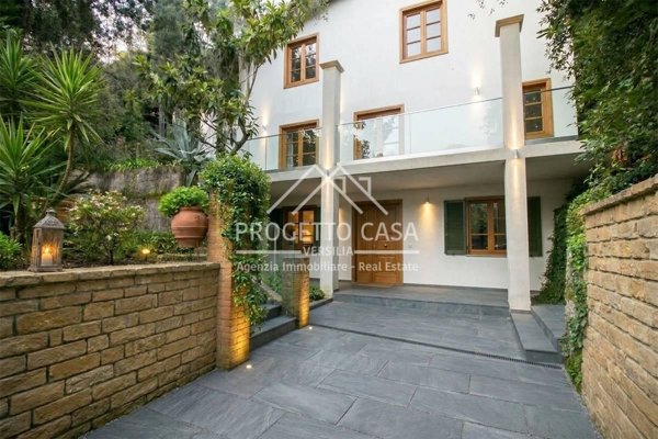 casa indipendente in affitto a Pietrasanta