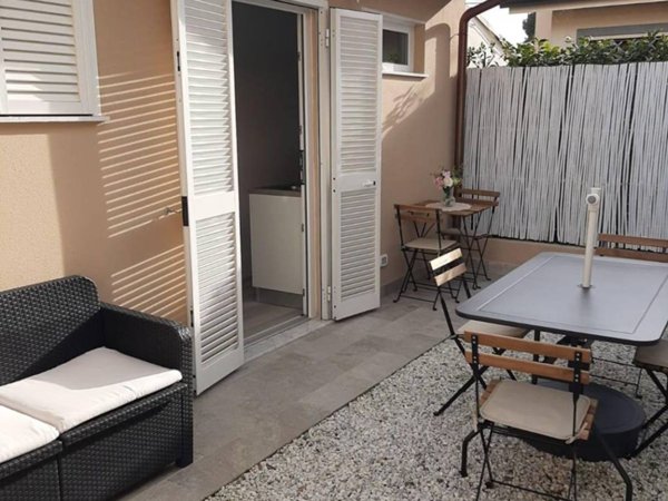 casa indipendente in affitto a Pietrasanta in zona Marina di Pietrasanta